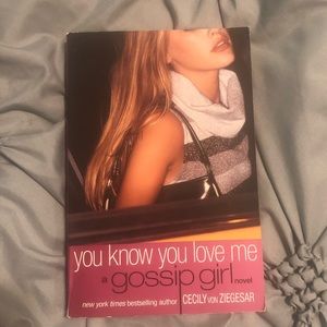💜3/$15 Gossip Girl Book 2